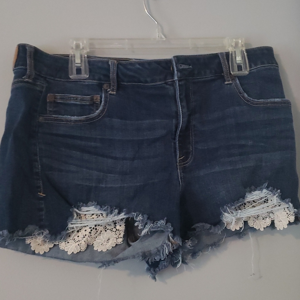NWOT American Eagle Lace Shorts